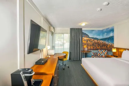 Clarion Pointe la Malbaie Отели в г. Шарлевуа-Эст