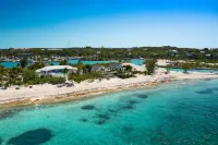 Callaloo Cottage- Beachfront Paradise!