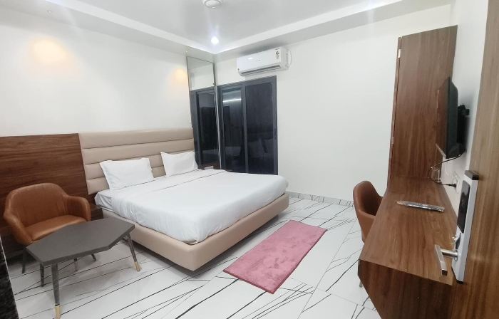Arihant hotel