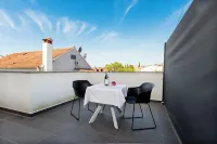 Apartments Sena