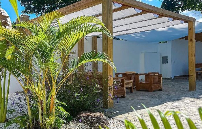 Hummingbird Hotel Cabarete