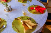 Amanya Tent Sleeps 3 with Scenic Views Hotels in Entonet