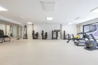 Esmeralda Cotillo Homes by Livvo - Gym