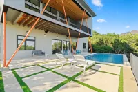 Award-Winning Modern Lakehouse w/ Private Pool & Sunset Views