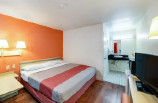 Motel 6 Greenville, TX