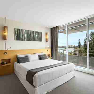 Chateau Royal Beach Resort & Spa, Noumea Rooms