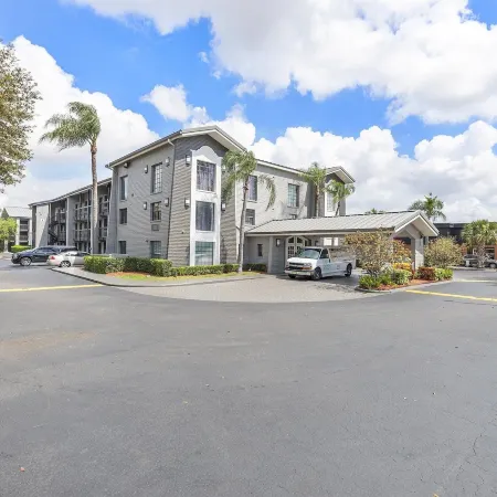 La Quinta Inn by Wyndham Miami Airport North