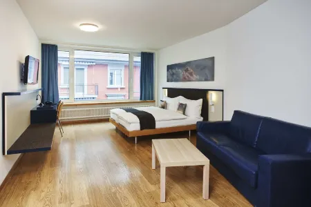 Hotel Bristol Zurich Отели в г. Цюрих