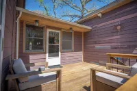 CedarWood Inn Hotels in Flat Rock