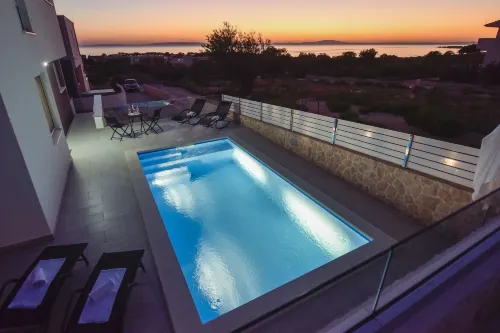 Funtastic C Apartment with Pool and Terrace Hotels in Opcina Novalja