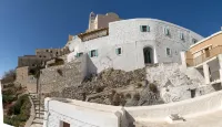 Wind Tales Hotels in Ano Siros