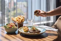 Rydges Fortitude Valley Brisbane - breakfast