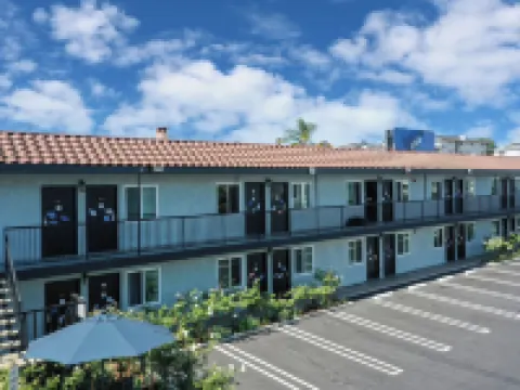 尤尼克汽車旅館 鄰近愛荷華戰艦博物館的酒店