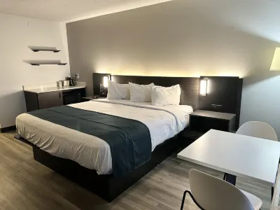 Studio 6 Suites Louisville KY  Airport Expo Center Hotels near Kentucky Kingdom