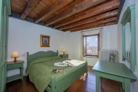 Orchidea Liano -Terrace & Parking - Happy Rentals Hotels near Ristorante Pizzeria Centomiglia