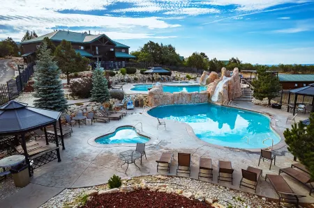 Zion Ponderosa Ranch Resort Отели рядом с достопримечательностью «Checkerboard Mesa»