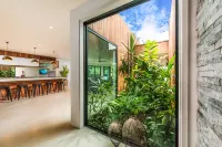 Pacific Palms Luxury Villa