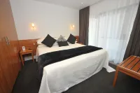 Auto Lodge Hotels in Waitara