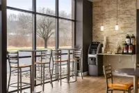 Days Inn & Suites by Wyndham Lancaster Amish Country Hotels in East Hempfield Township