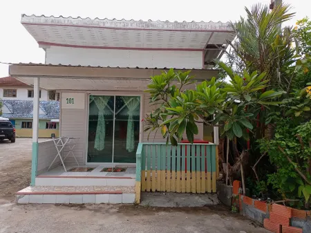 Kanjana Resort