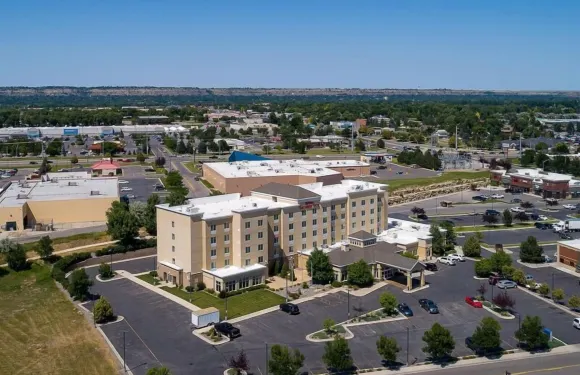 比靈斯希爾頓花園酒店