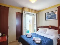 هوتل ريكس Hotels near شنترو ستوريكو