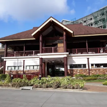 1 Bedroom Condo at One Oasis Condominuim