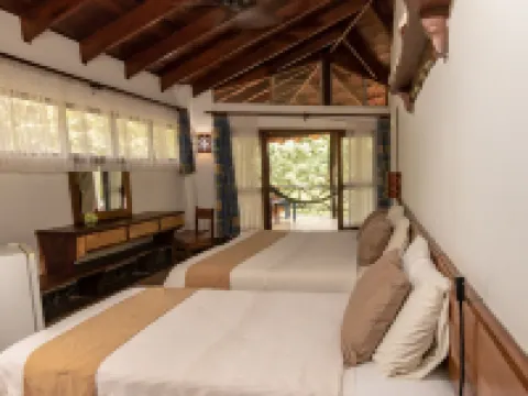 Cabinas Las Olas Hotels in Pinilla