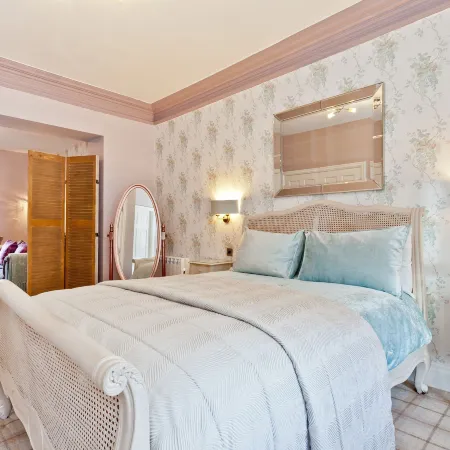 Bowness Bay Suites