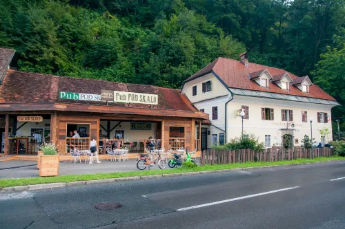 B&B Pod Skalo Hotels in Godic