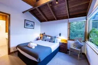 The Oasis Apartments and Treetop Houses - Apartments