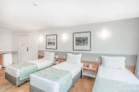 Iate Hotel Centro Florianópolis Отели рядом с достопримечательностью «Campeche island»