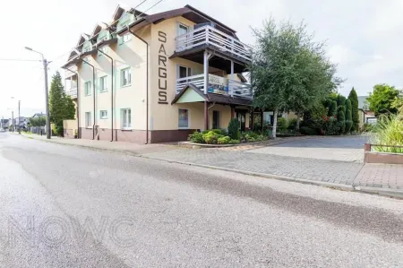 OW Sargus Отели рядом с достопримечательностью «Albatros»