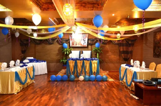 Crystal Plaza Hotel Отели рядом с достопримечательностью «Medical campus University of Sharjah»