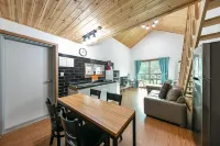 Gapyeong Twelve Pension Hotels near Gang-Wondo