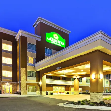 La Quinta Inn & Suites by Wyndham Rochester Mayo Clinic S