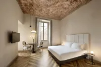 Opera35 Boutique Hotel - balcony
