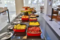 Oft Alfre Hotels - Goiânia - breakfast