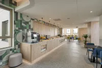 B&B Hotel Antwerpen Centrum - breakfast