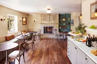 Coachman's Inn, A Four Sisters Inn - Inns