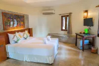 The Tropical Beach Resort Hotels near Ko Wai
