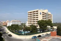 Prestige Goya Park Hotels in Palau-Sabardera