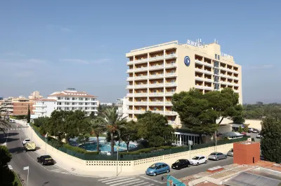 Prestige Goya Park Hotels in Pau