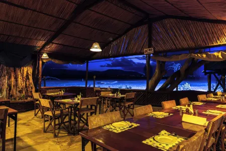 Sentrim Tsavo Lodge Отели в г. Вои
