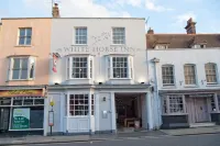 White Horse Hotels in der Nähe von Moot Hall
