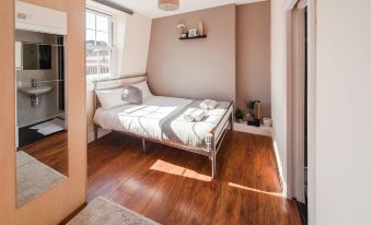 City View Flat at Liverpool st Brick Ln