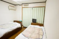 A-Yard Hotels near Hinatawada Station