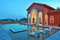 Villa Veneziano Suites & Villa