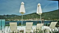 Lavender Cove - Meerblick