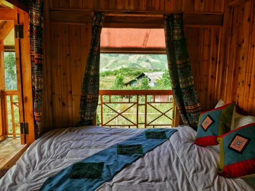 Lee's Charm Homestay Hotels in Su Pan